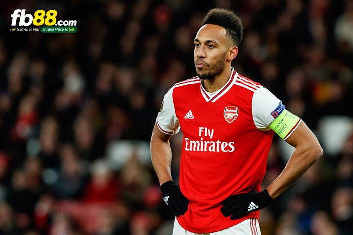 fb88 aubameyang tẩu hỏa nhập ma với lời khuyên đi hay ở lại arsenal