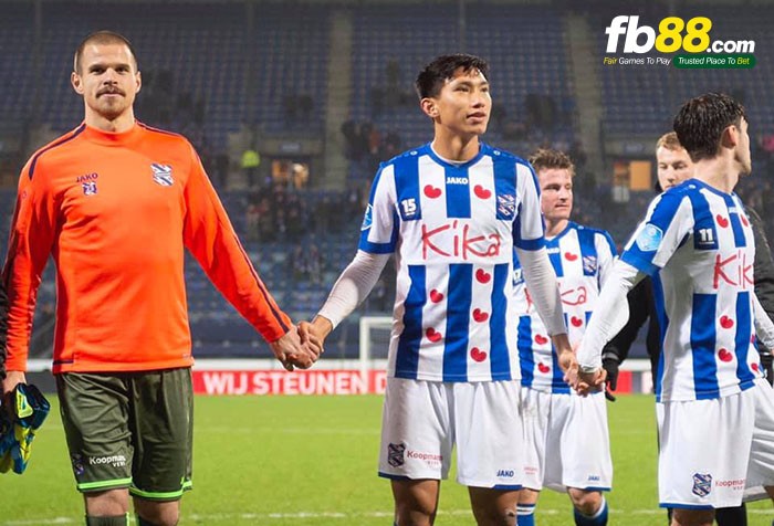 văn hậu heenrenveen