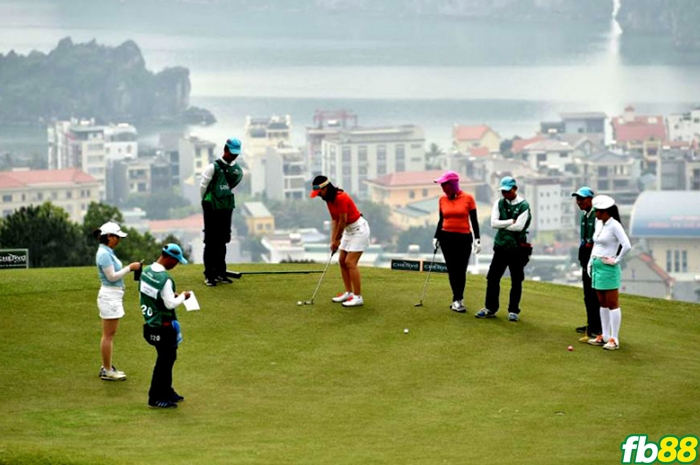 Golf sau khi Covid-19 gián đoạn