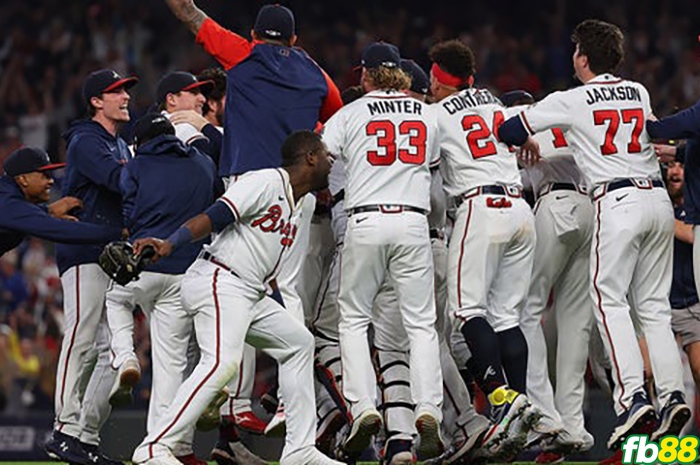 Atlanta Braves đánh bại Houston Astros