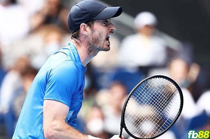 Andy Murray đánh bại Nikoloz Basilashvili