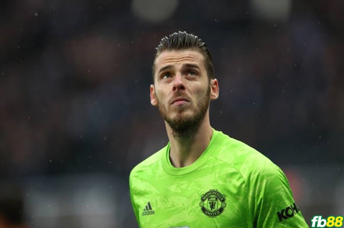 Man Utd lại mắc nợ David de Gea