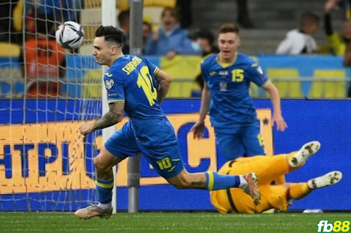 Ukraine yêu cầu hoãn vòng loại World Cup